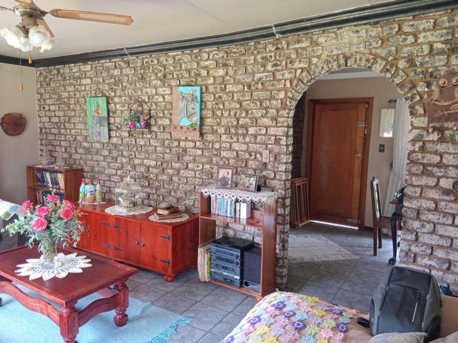 3 Bedroom Property for Sale in Geduld Gauteng