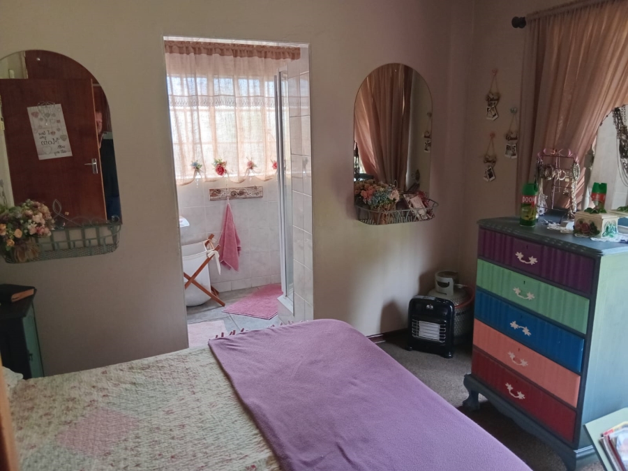 3 Bedroom Property for Sale in Geduld Gauteng