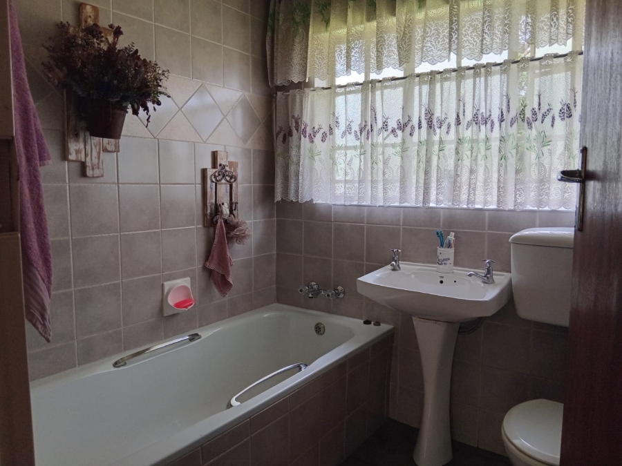 3 Bedroom Property for Sale in Geduld Gauteng