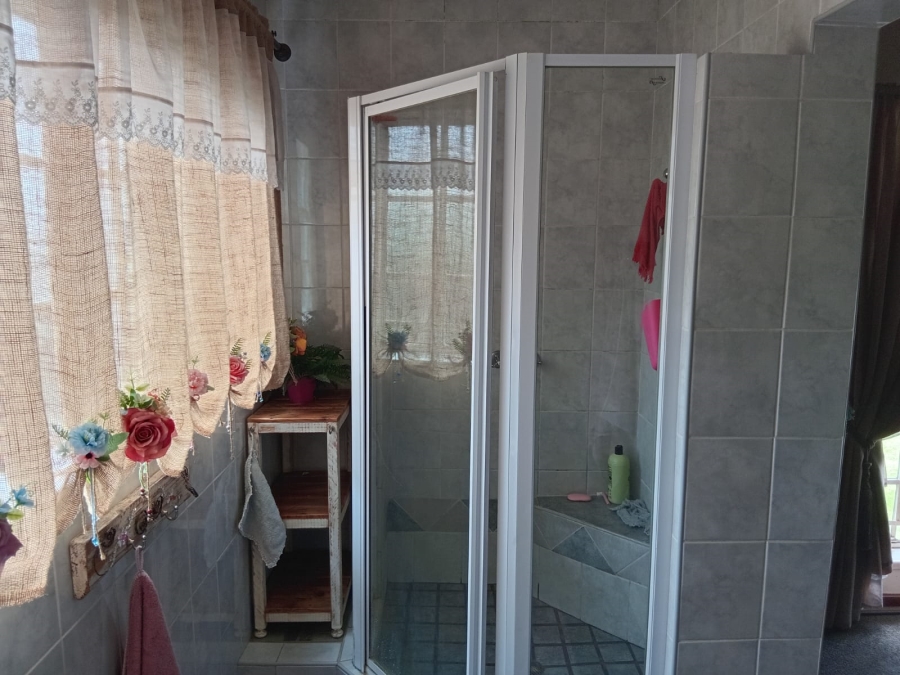 3 Bedroom Property for Sale in Geduld Gauteng