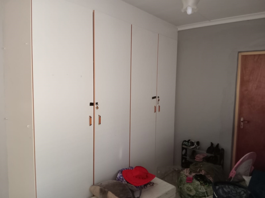 To Let 4 Bedroom Property for Rent in Petersfield Gauteng