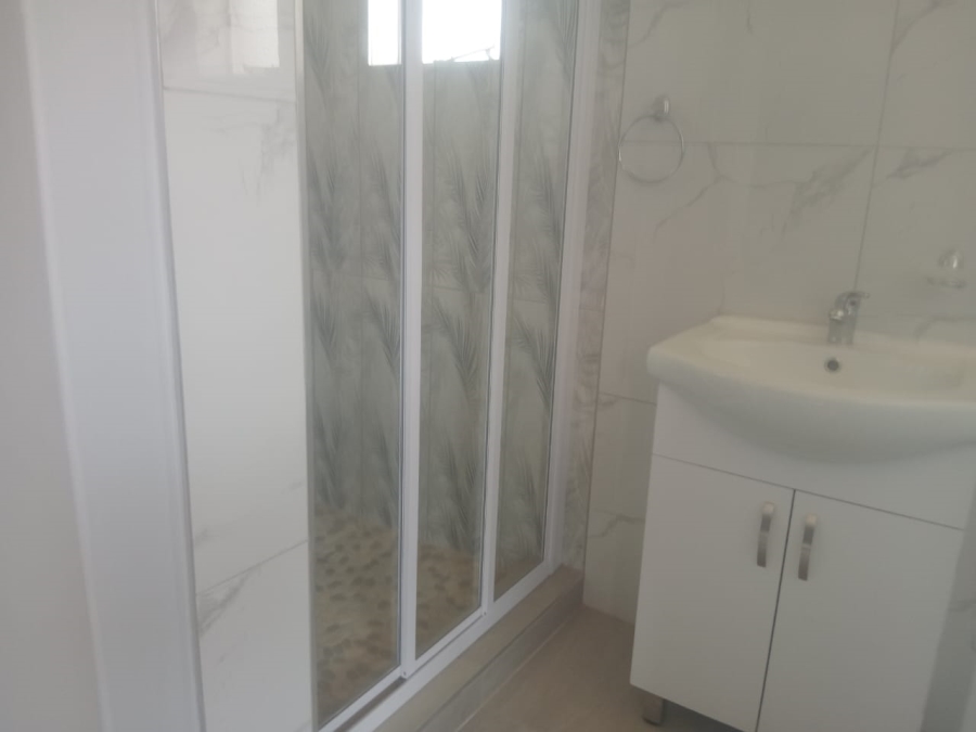 To Let 3 Bedroom Property for Rent in Selection Park Gauteng