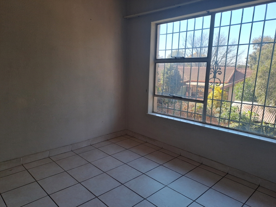 To Let 3 Bedroom Property for Rent in Dersley Gauteng