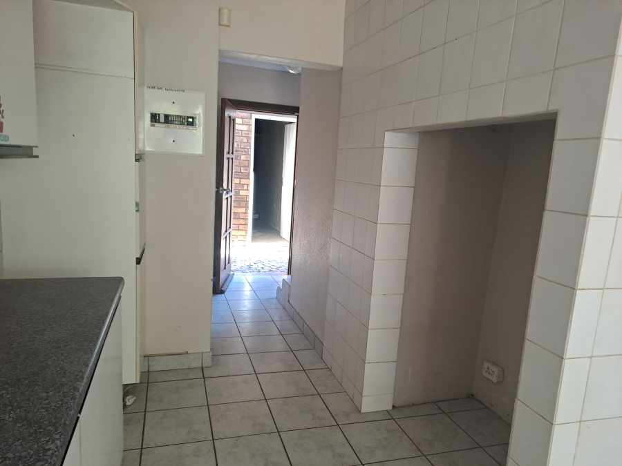 To Let 3 Bedroom Property for Rent in Dersley Gauteng