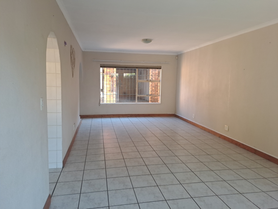 To Let 3 Bedroom Property for Rent in Dersley Gauteng