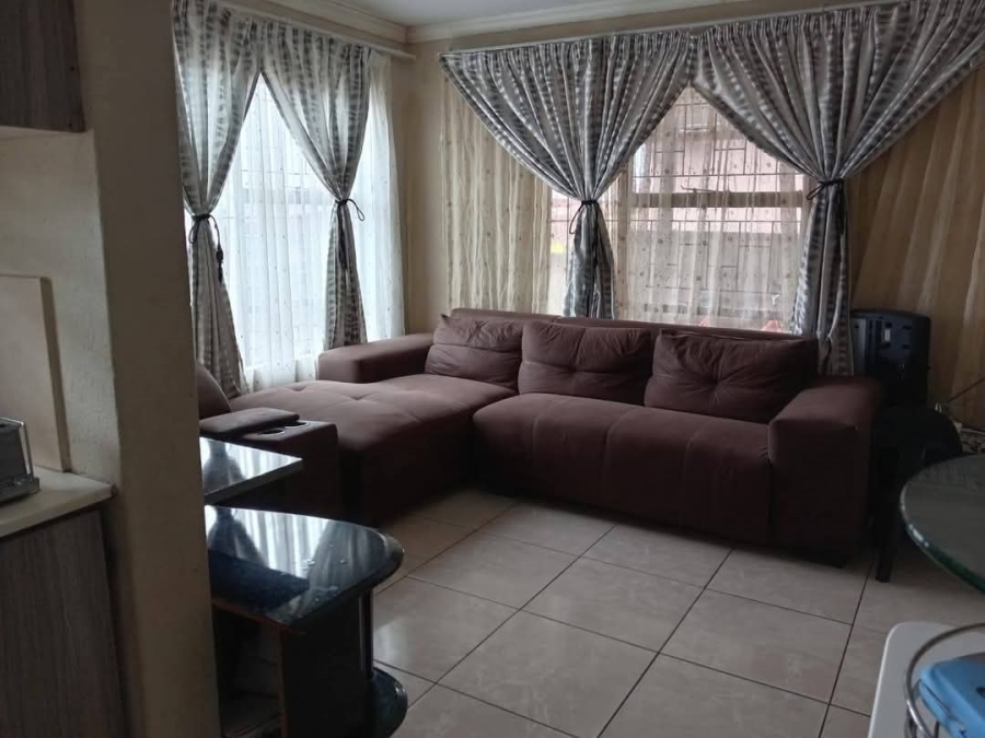 To Let 3 Bedroom Property for Rent in Soshanguve VV Gauteng