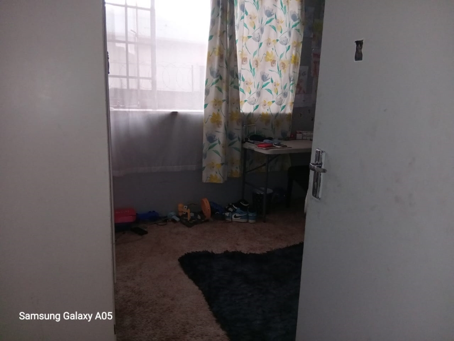 To Let 3 Bedroom Property for Rent in Selection Park Gauteng