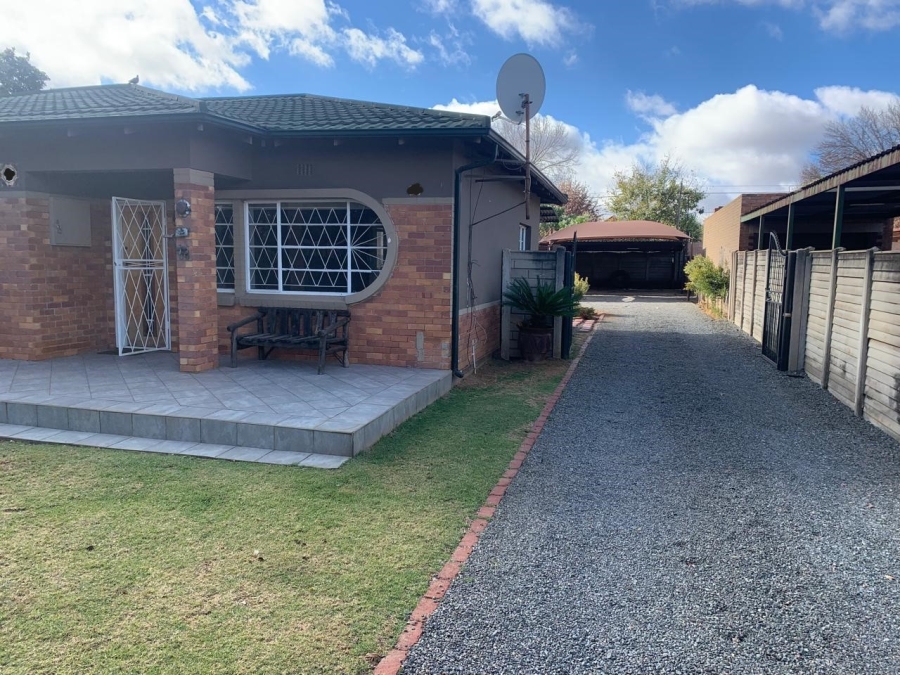 3 Bedroom Property for Sale in Geduld Ext 1 Gauteng