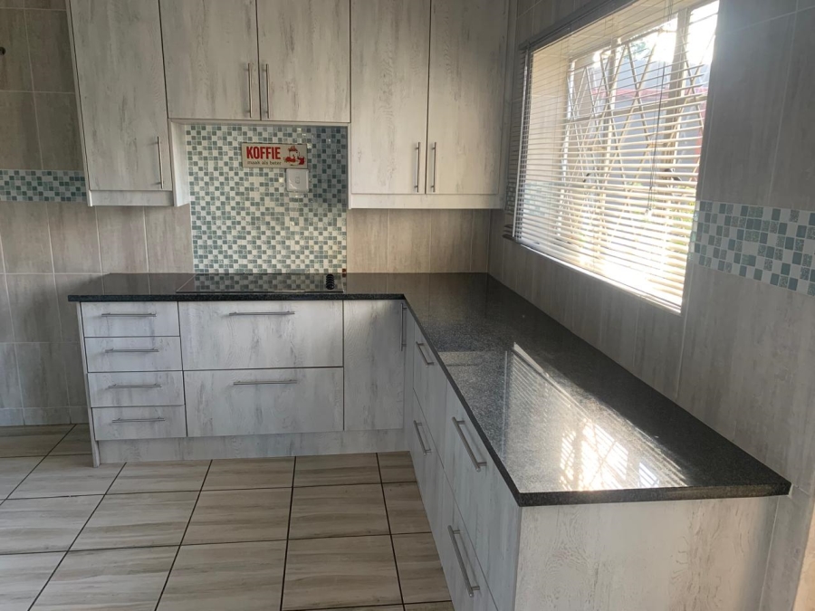 3 Bedroom Property for Sale in Geduld Ext 1 Gauteng