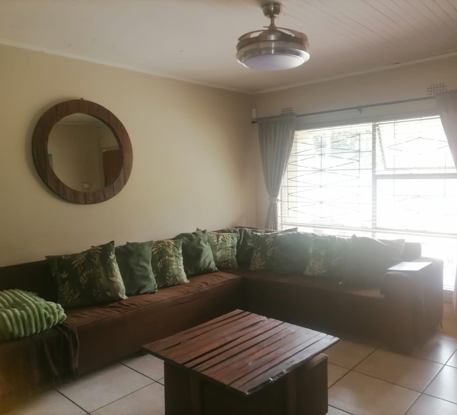 To Let 3 Bedroom Property for Rent in Strubenvale Gauteng