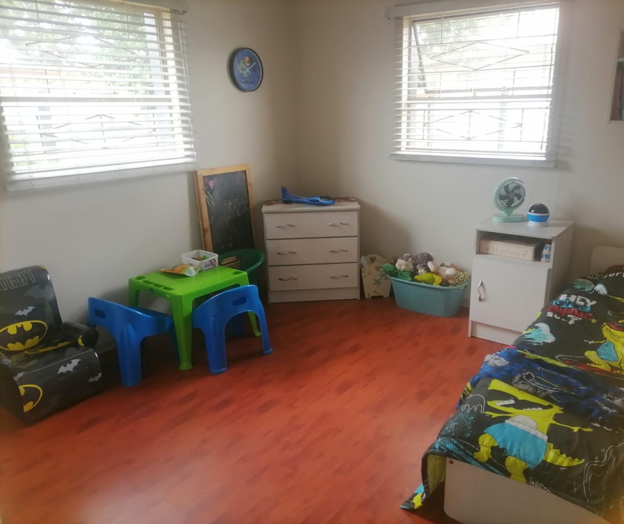 To Let 3 Bedroom Property for Rent in Strubenvale Gauteng