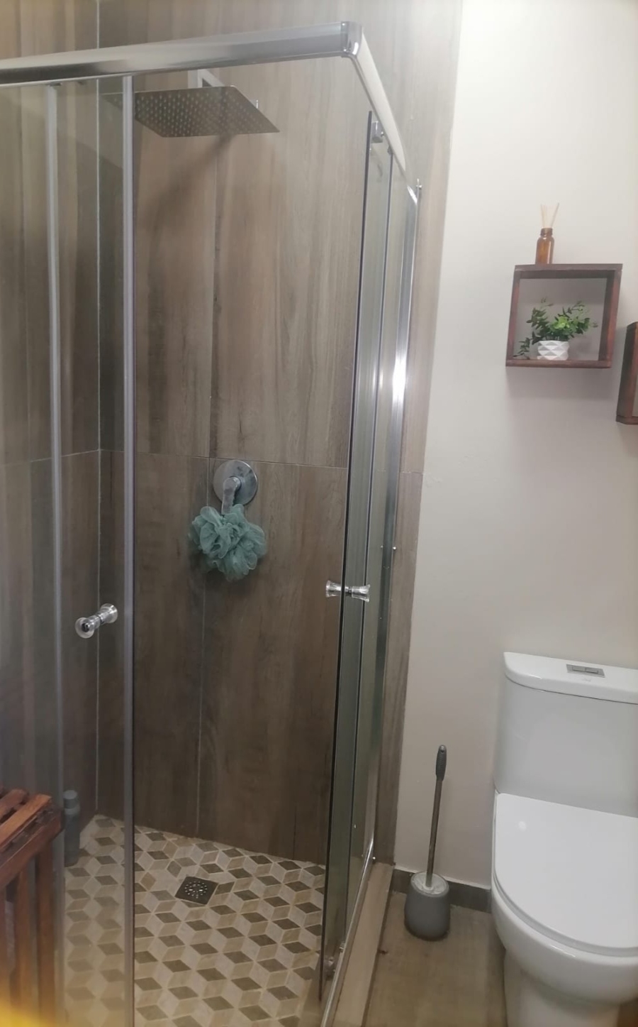 To Let 3 Bedroom Property for Rent in Strubenvale Gauteng