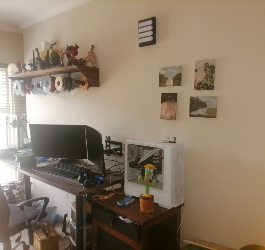 To Let 3 Bedroom Property for Rent in Strubenvale Gauteng