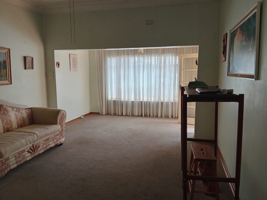 3 Bedroom Property for Sale in Strubenvale Gauteng