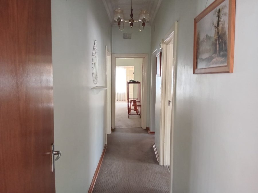 3 Bedroom Property for Sale in Strubenvale Gauteng