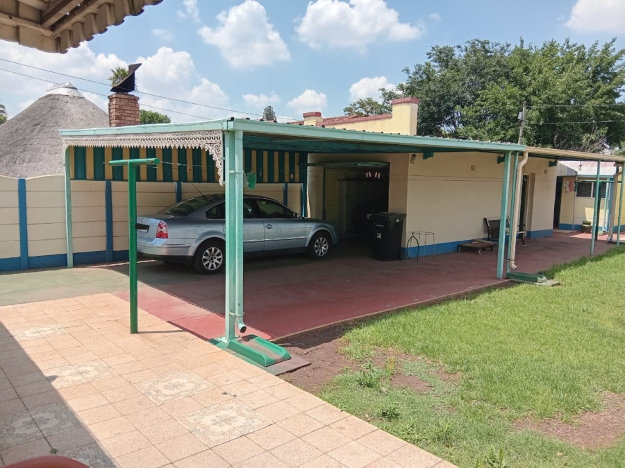 3 Bedroom Property for Sale in Strubenvale Gauteng