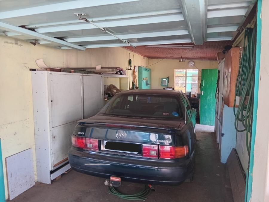 3 Bedroom Property for Sale in Strubenvale Gauteng