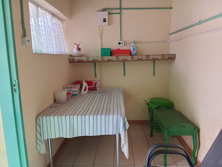 3 Bedroom Property for Sale in Strubenvale Gauteng