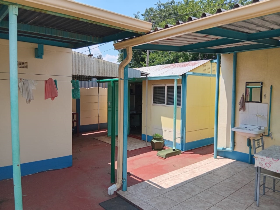 3 Bedroom Property for Sale in Strubenvale Gauteng
