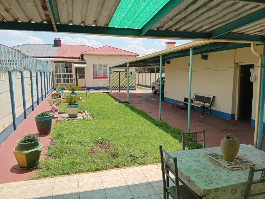 3 Bedroom Property for Sale in Strubenvale Gauteng