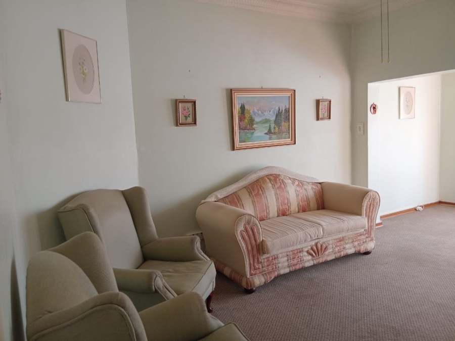 3 Bedroom Property for Sale in Strubenvale Gauteng