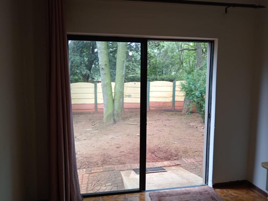 To Let 1 Bedroom Property for Rent in Marister Gauteng
