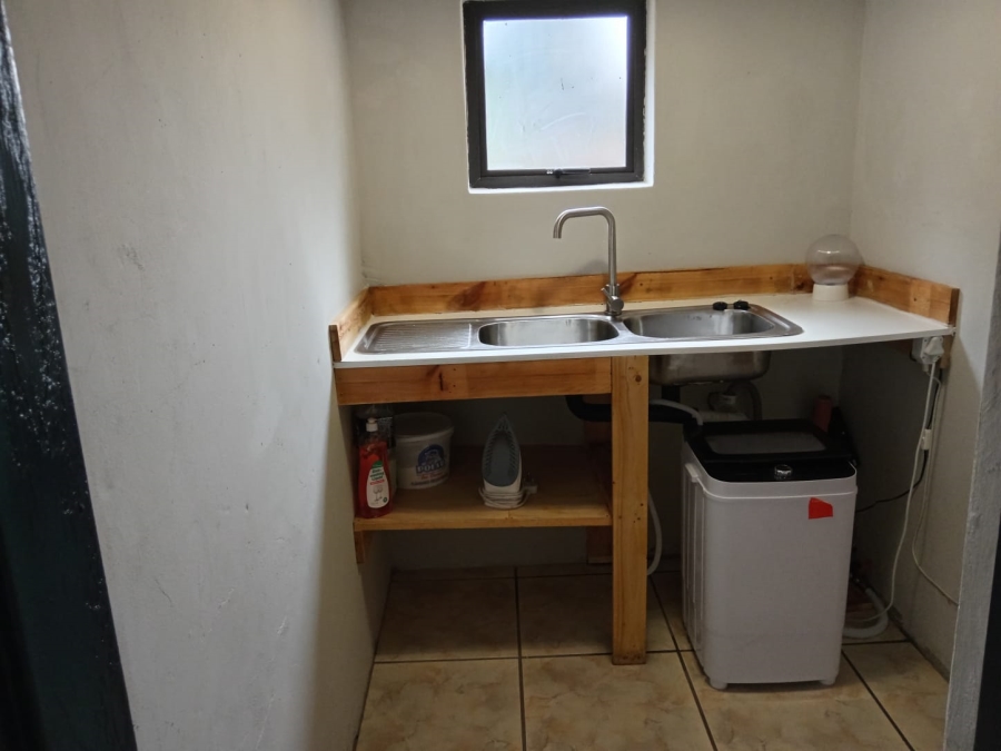 To Let 1 Bedroom Property for Rent in Marister Gauteng