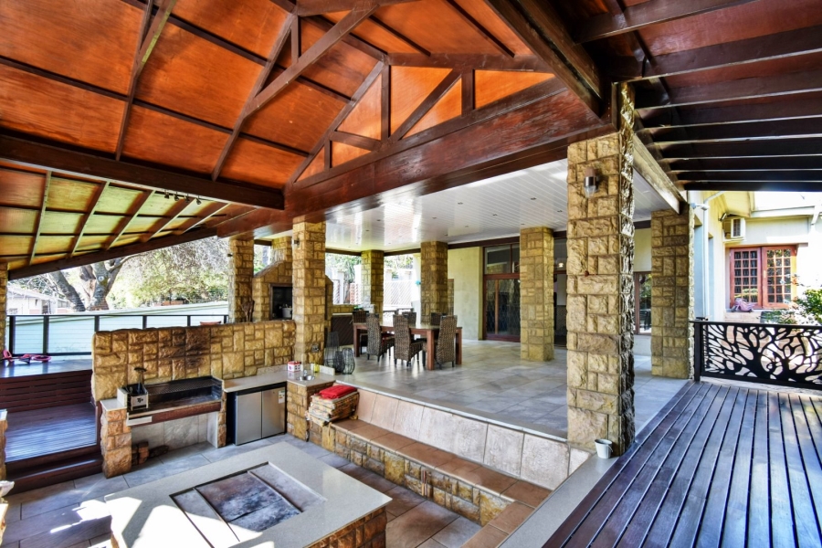 8 Bedroom Property for Sale in Pretoria North Gauteng