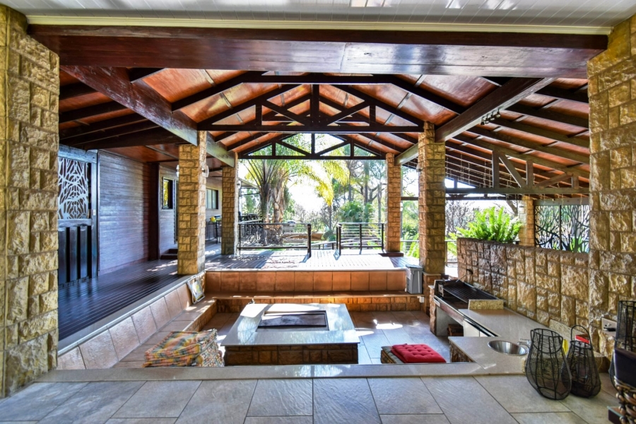 8 Bedroom Property for Sale in Pretoria North Gauteng