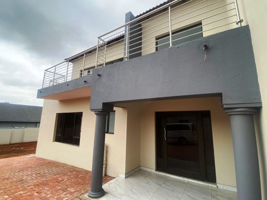 4 Bedroom Property for Sale in Amandasig Gauteng