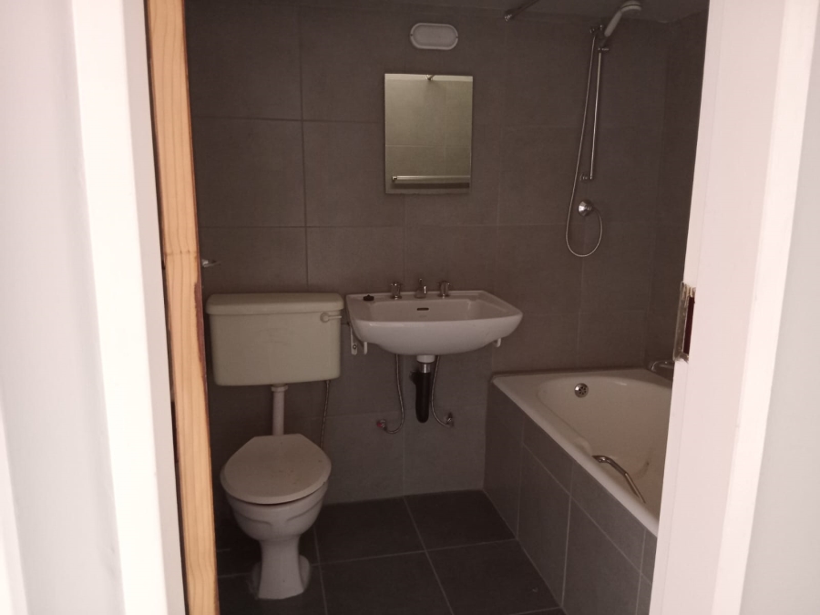 To Let 3 Bedroom Property for Rent in Selection Park Gauteng