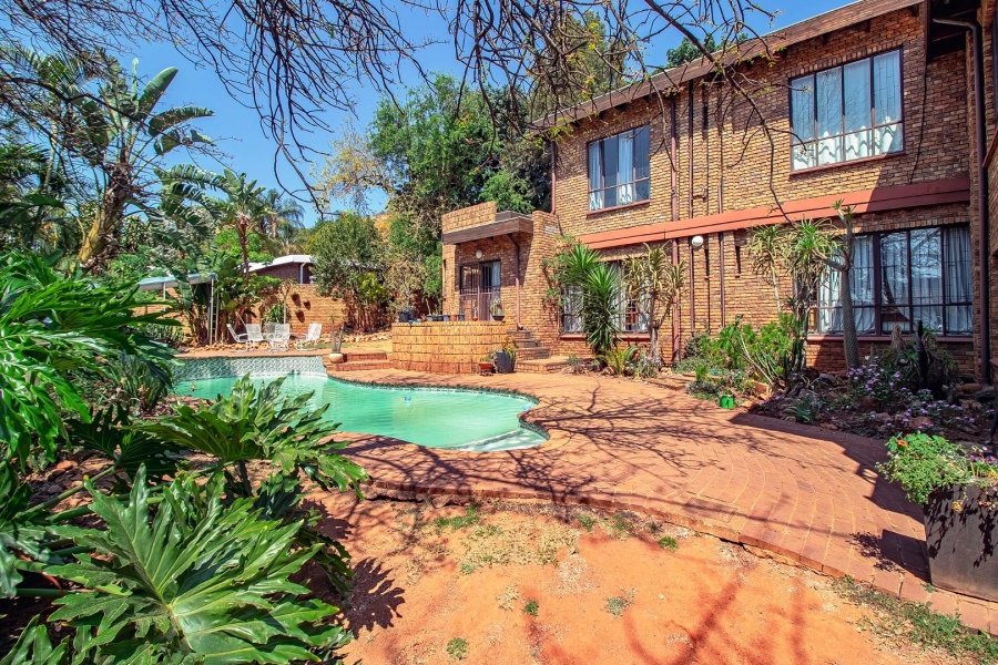 5 Bedroom Property for Sale in Wonderboom Gauteng