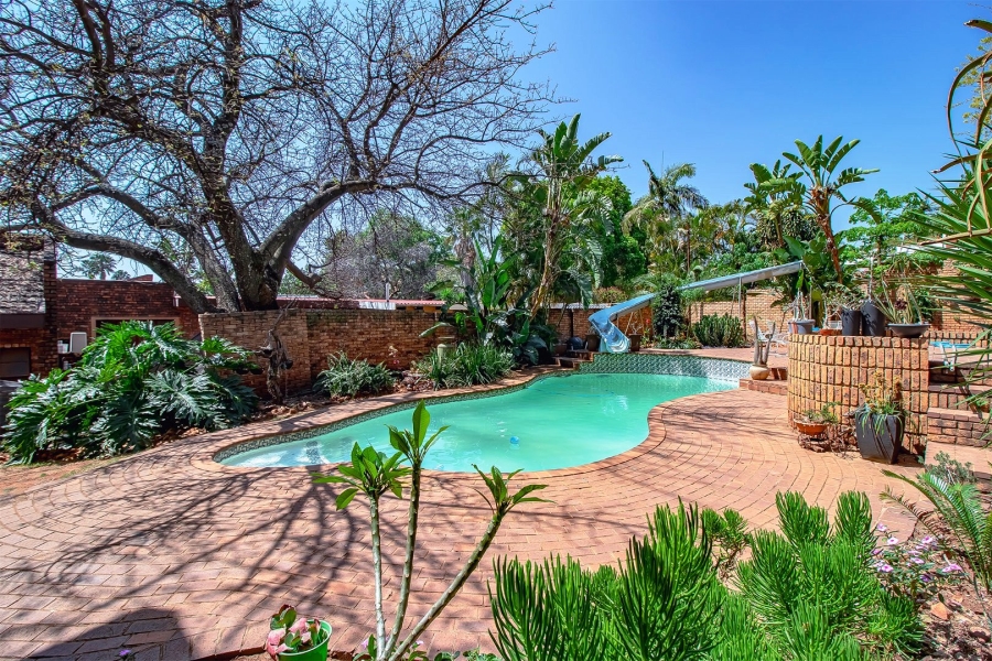 5 Bedroom Property for Sale in Wonderboom Gauteng