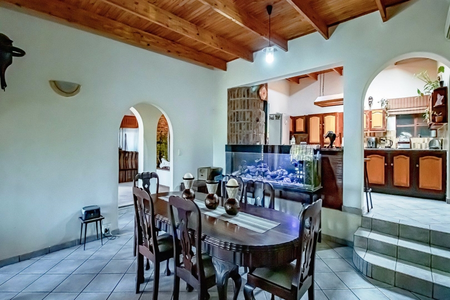 5 Bedroom Property for Sale in Wonderboom Gauteng