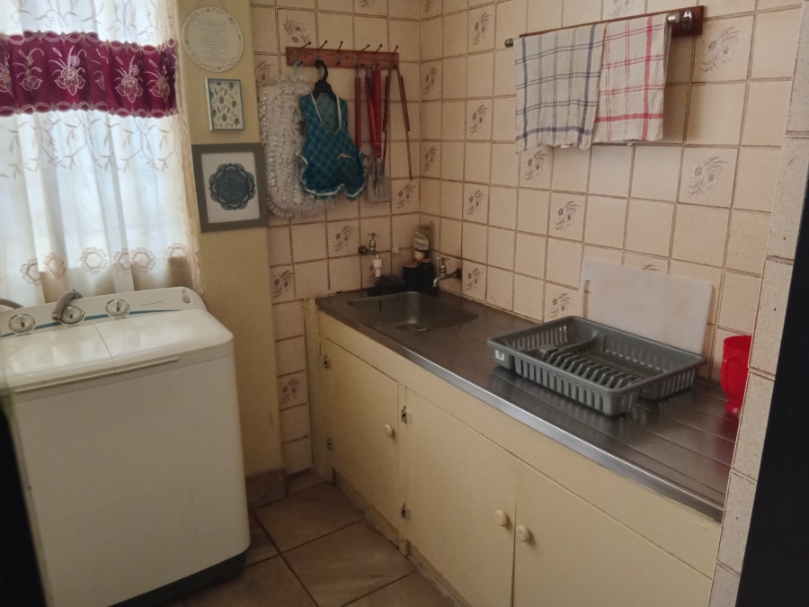 To Let 2 Bedroom Property for Rent in Geduld Gauteng