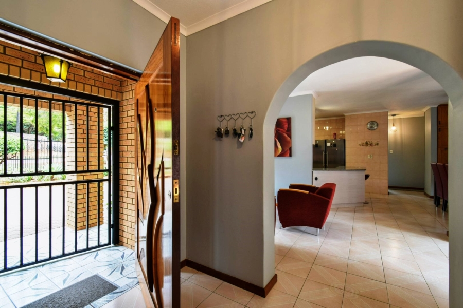 5 Bedroom Property for Sale in Wonderboom Gauteng