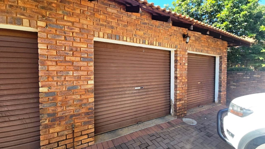 3 Bedroom Property for Sale in Doornpoort and surrounds Gauteng