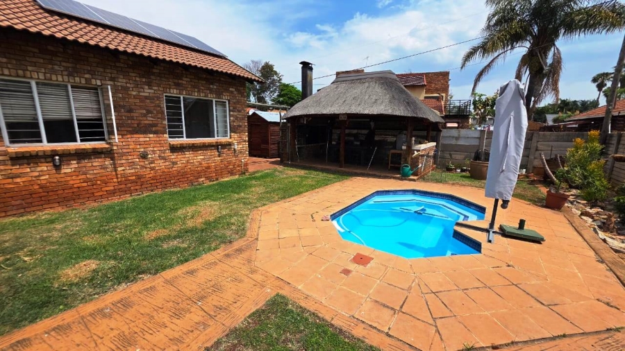 3 Bedroom Property for Sale in Doornpoort and surrounds Gauteng