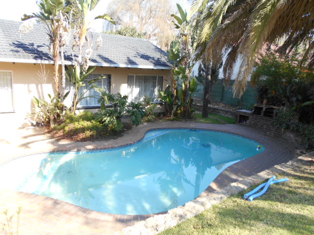To Let 1 Bedroom Property for Rent in Bromhof Gauteng