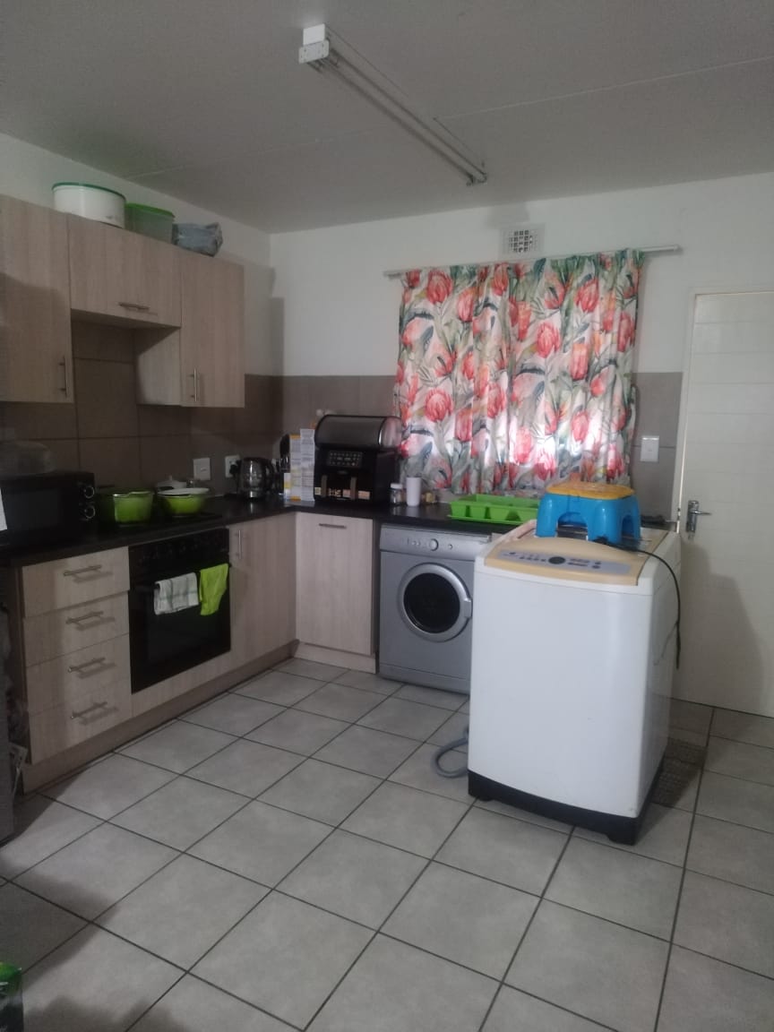 To Let 3 Bedroom Property for Rent in Albertsdal Gauteng