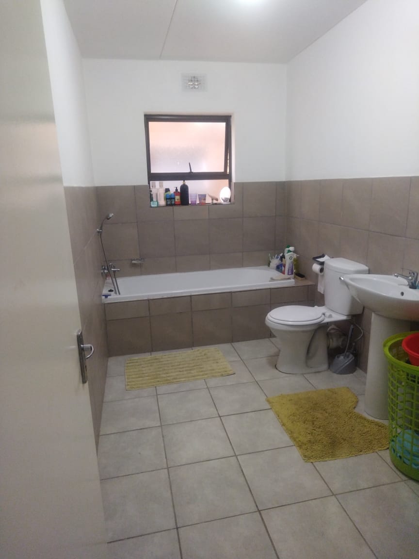 To Let 3 Bedroom Property for Rent in Albertsdal Gauteng