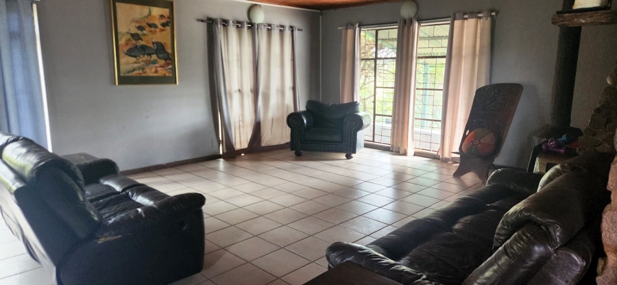 4 Bedroom Property for Sale in Downbern S H Gauteng