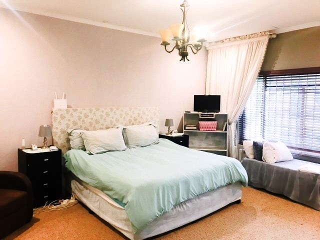5 Bedroom Property for Sale in Wonderboom Gauteng