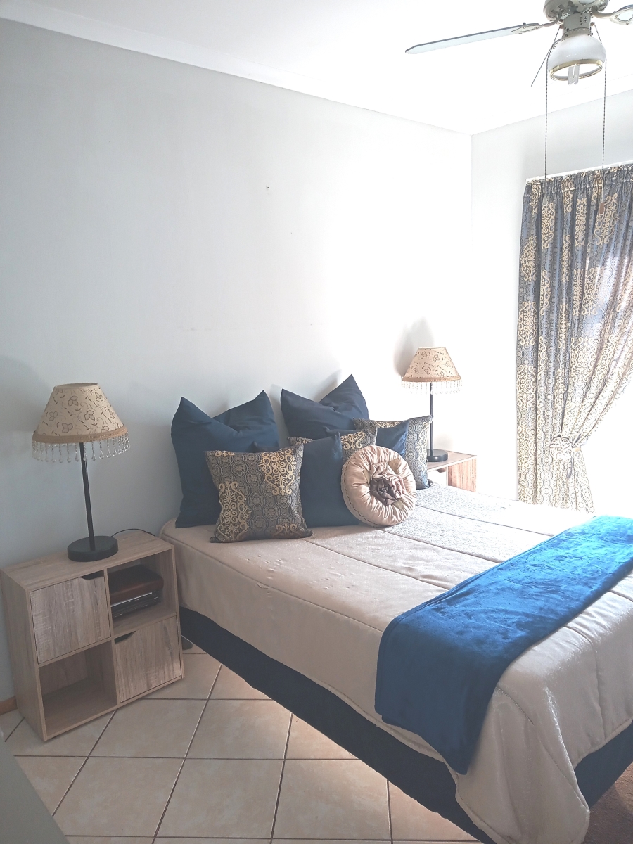 To Let 2 Bedroom Property for Rent in Sinoville Gauteng