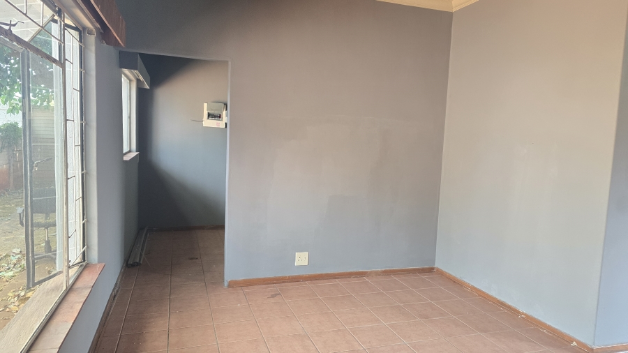 To Let 1 Bedroom Property for Rent in Sinoville Gauteng