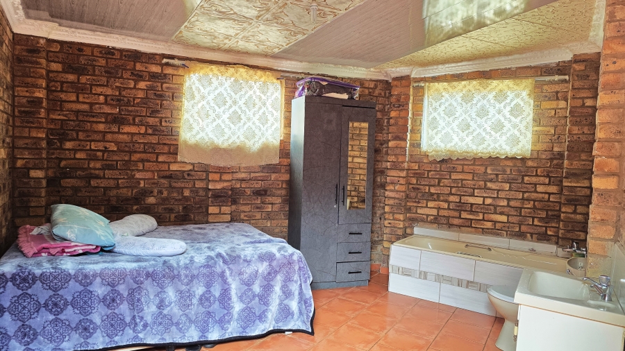 To Let 3 Bedroom Property for Rent in Chantelle Gauteng