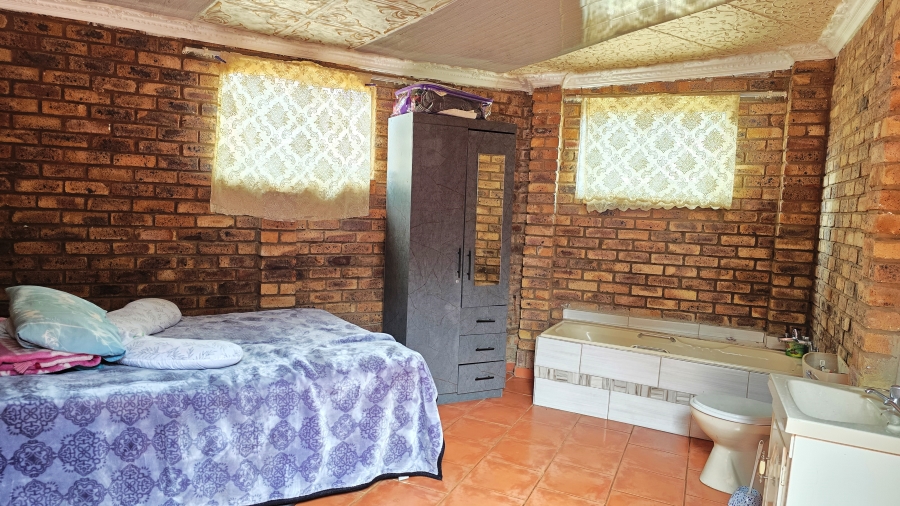 To Let 3 Bedroom Property for Rent in Chantelle Gauteng