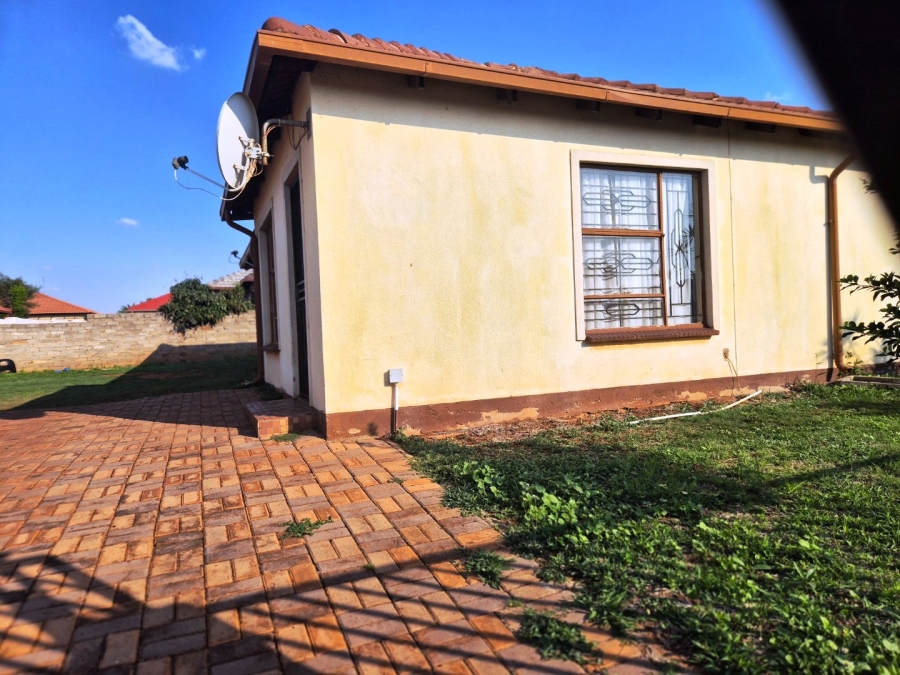 3 Bedroom Property for Sale in The Orchards Gauteng