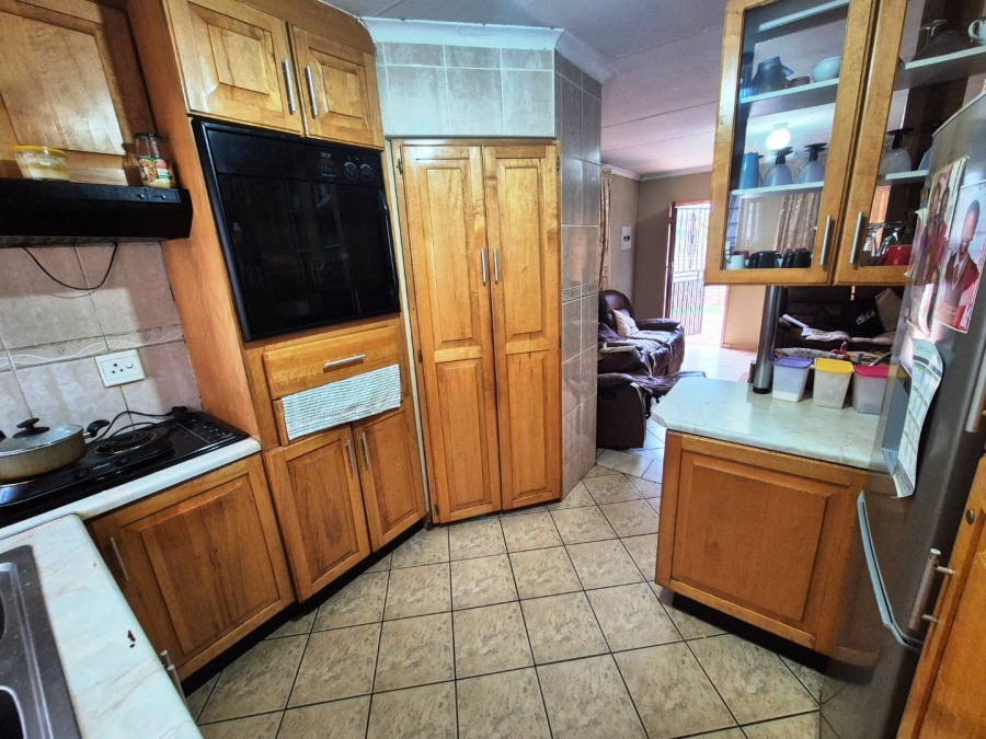 3 Bedroom Property for Sale in The Orchards Gauteng