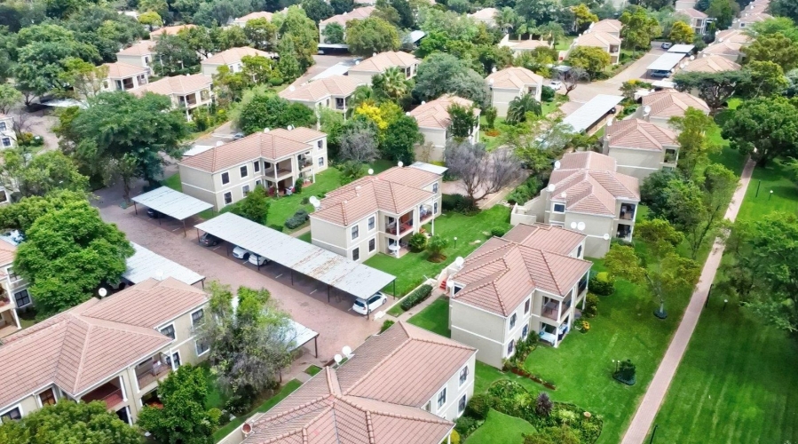 2 Bedroom Property for Sale in Robindale Gauteng